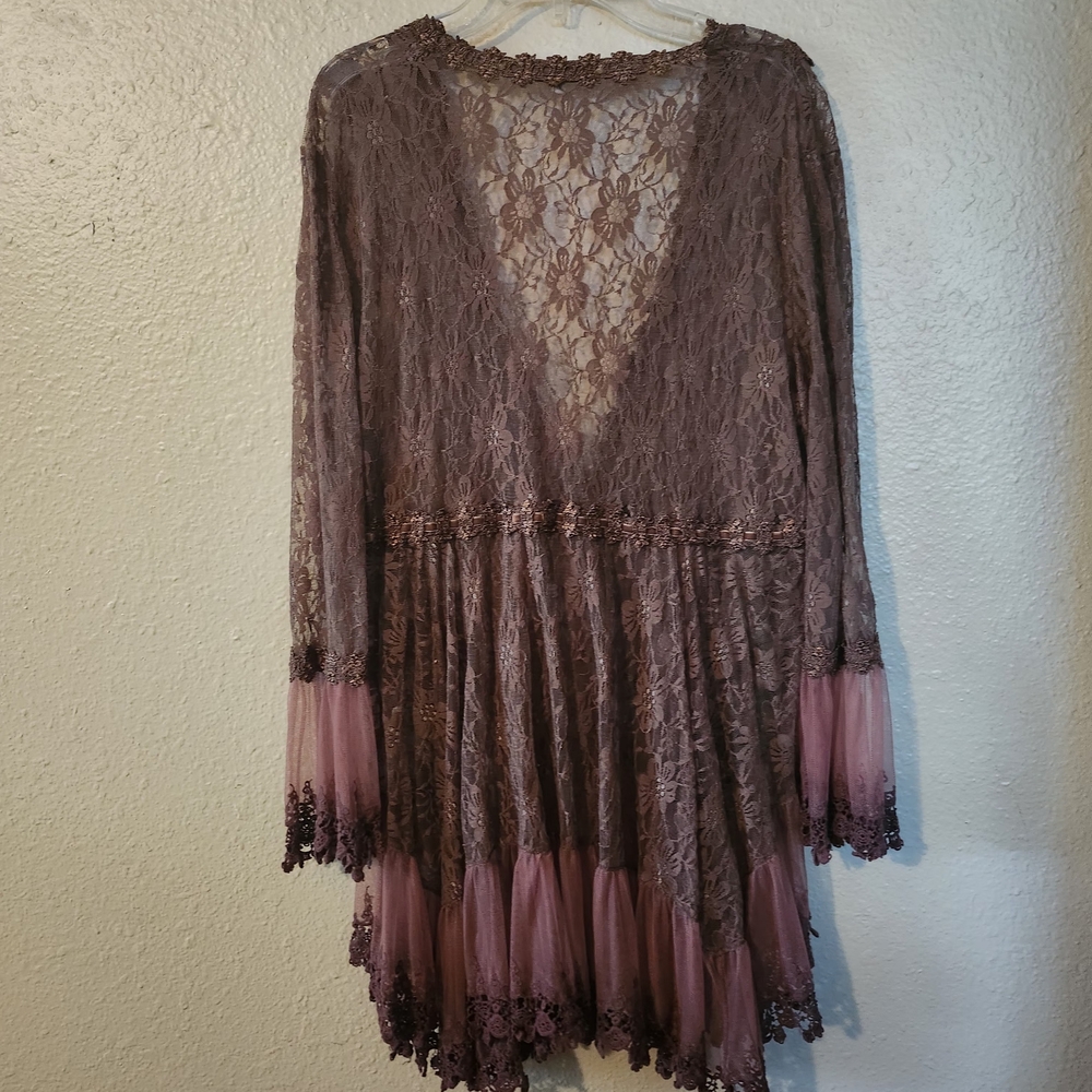 Adore Lace Top - Brown and Pink - Picture 7 of 7